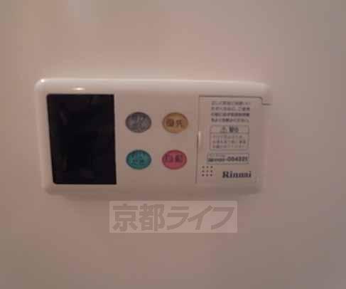 その他設備　温度調整はこちらのパネルで