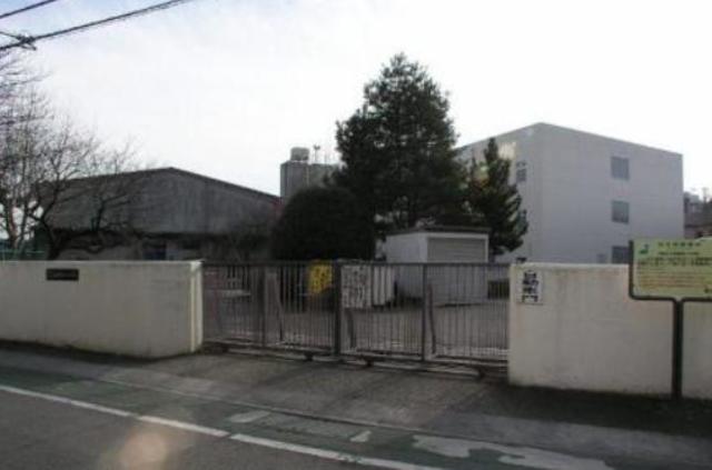 小学校　稲城市立稲城第七小学校（小学校）まで771m