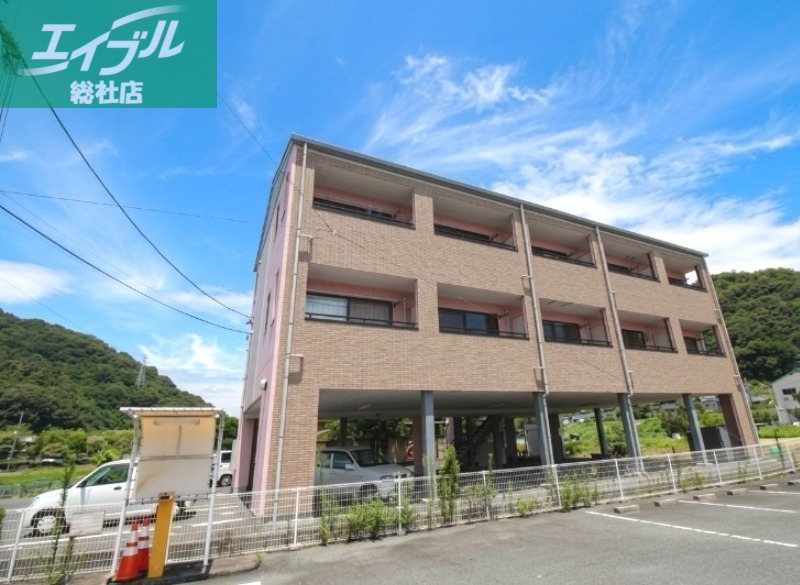 建物外観　建物外観