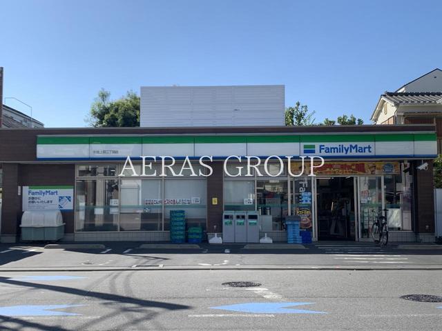 コンビニ　ファミリーマート 杉並上荻二丁目店（コンビニ）まで93m