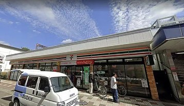 コンビニ　セブンイレブン大和鶴間駅西口店（コンビニ）まで499m