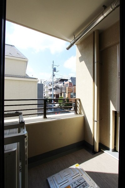 バルコニー　※別部屋参照、現状を優先します※