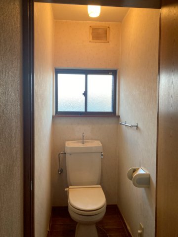 トイレ　トイレもきれいです