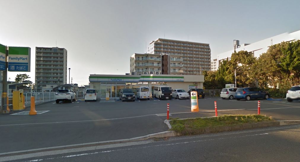 コンビニ　ファミリーマート 松山湘南江ノ島店（コンビニ）まで156m