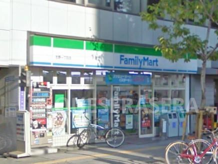 コンビニ　ファミリーマート大開三丁目店（コンビニ）まで317m