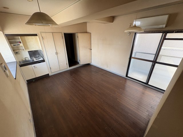 その他部屋・スペース　広くて明るい寝室