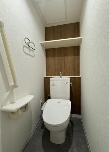 トイレ　※別部屋の参考写真です。