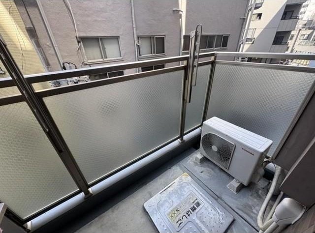 バルコニー　※別部屋の参考写真です。