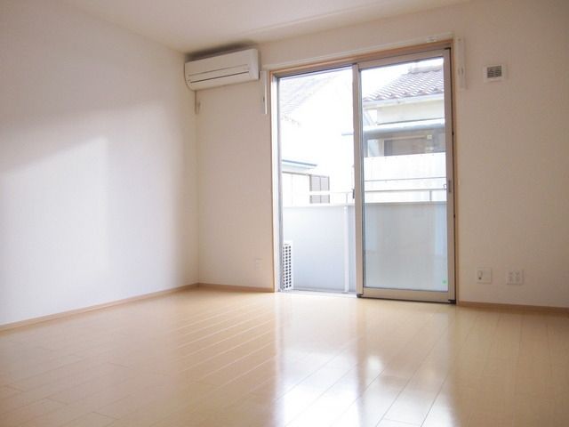居室・リビング　★明るい内装★