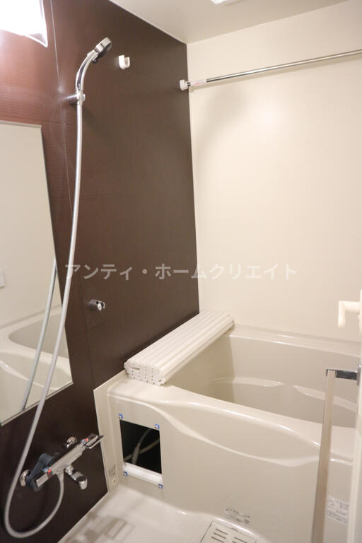 バス・シャワールーム　同タイプ別部屋写真