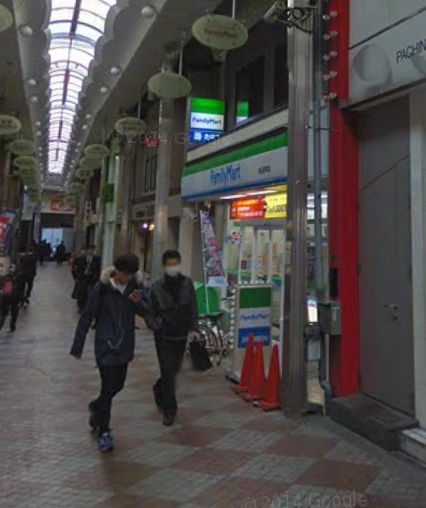コンビニ　ファミリーマート 桃谷駅東店（コンビニ）まで655m