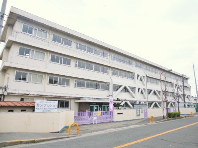 小学校　寝屋川市立木田小学校（小学校）まで697m