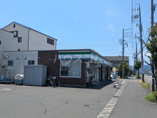 コンビニ　ファミリーマート 静岡有明西店（コンビニ）まで890m