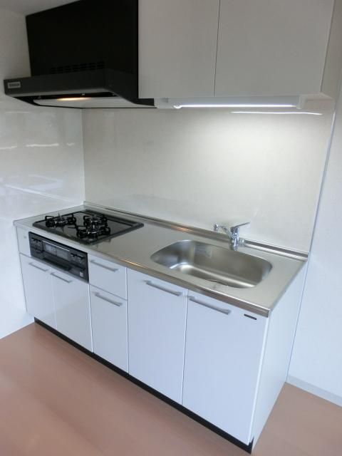 キッチン　３口グリル付システムキッチン