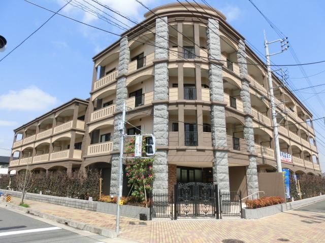 建物外観　オートロック付ＲＣ造マンション！