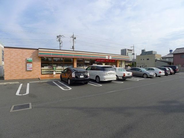 コンビニ　セブンイレブン　太田新井町店（コンビニ）まで1300m