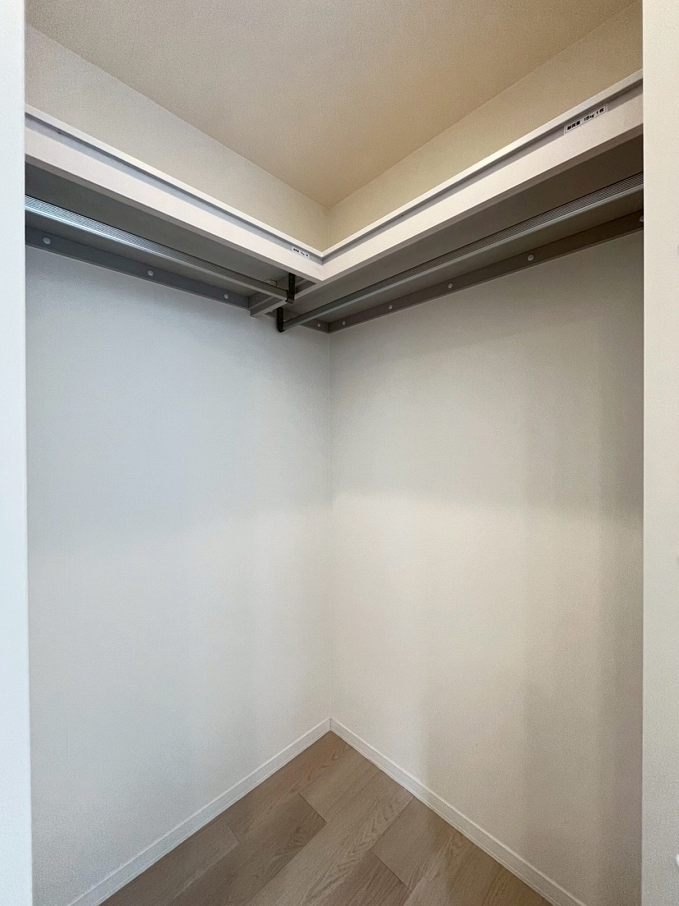収納　同じ間取りの別部屋の写真です
