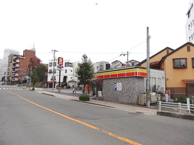 コンビニ　デイリーヤマザキ 神戸ひよどり台店（コンビニ）まで3755m