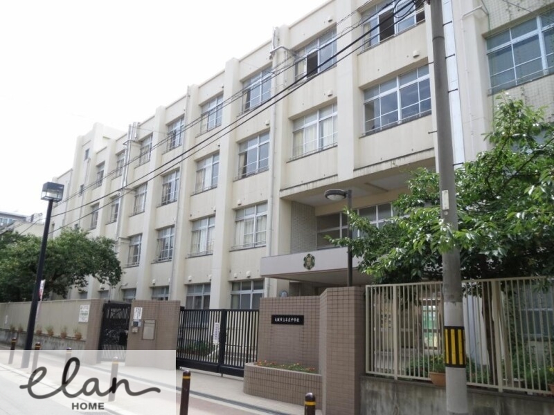 中学校　大阪市立本庄中学校（中学校）まで555m