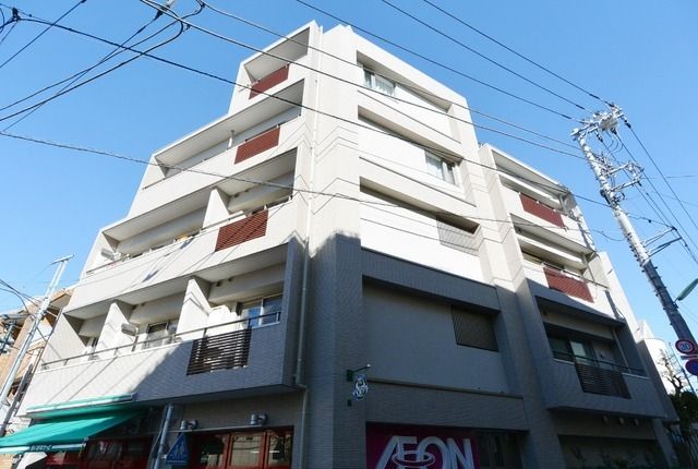 建物外観　★駅から徒歩1分の便利な立地です★