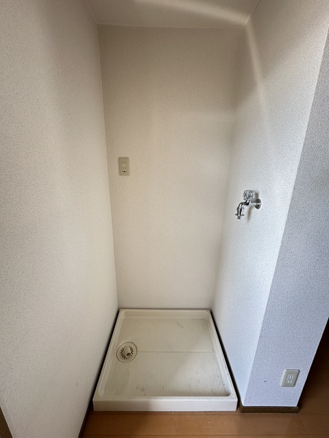 洗面設備　別部屋参考写真です