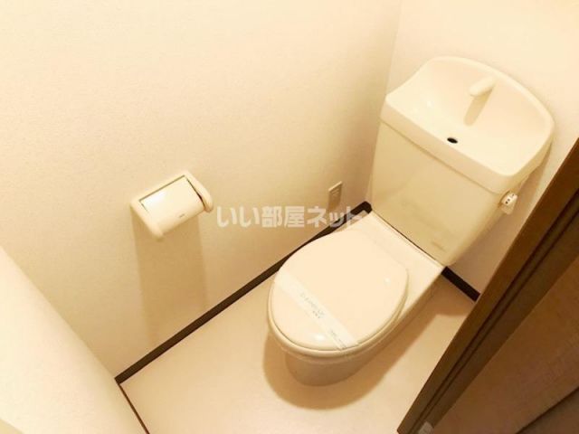 フジパレス フォンターナI番館のトイレ写真