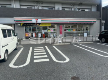 コンビニ　セブンイレブン東品川１丁目店（コンビニ）まで176m