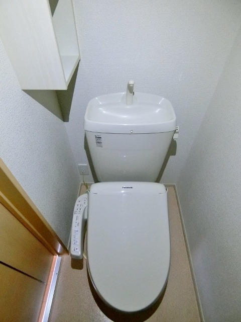 トイレ　図面と現状に相違がある場合には現状を優先