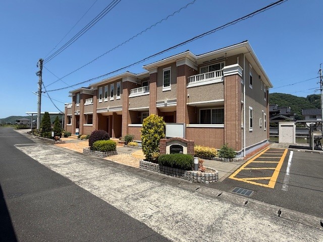 建物外観　外観写真