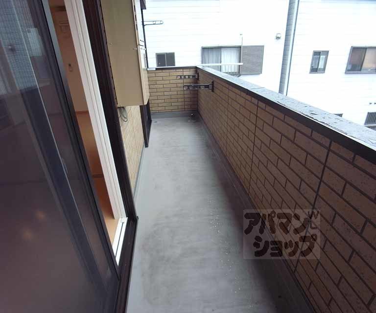 バルコニー　東向きのベランダです。