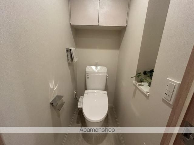 都営大江戸線 新御徒町駅 徒歩5分 15階建 築2年のトイレ写真