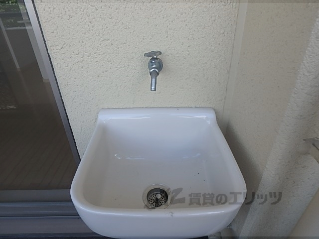 バルコニー　水栓