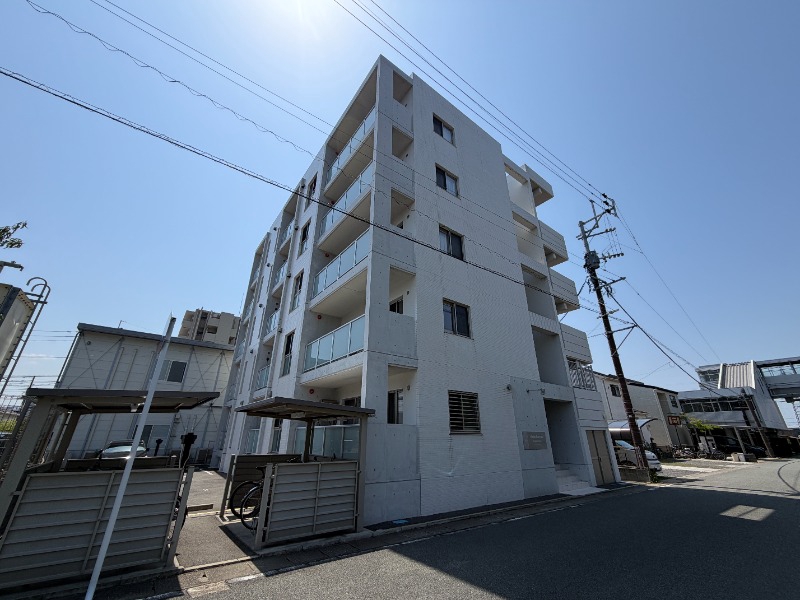 ベルオロール古賀ししぶ駅前