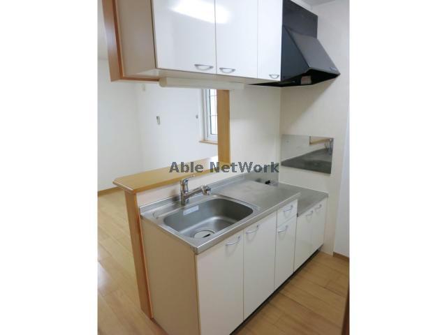 西尾市 2階建 築21年のキッチン写真