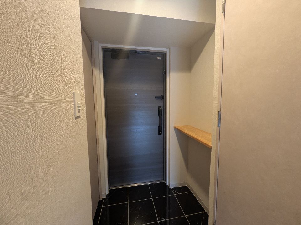 プレイズシード今池の玄関写真