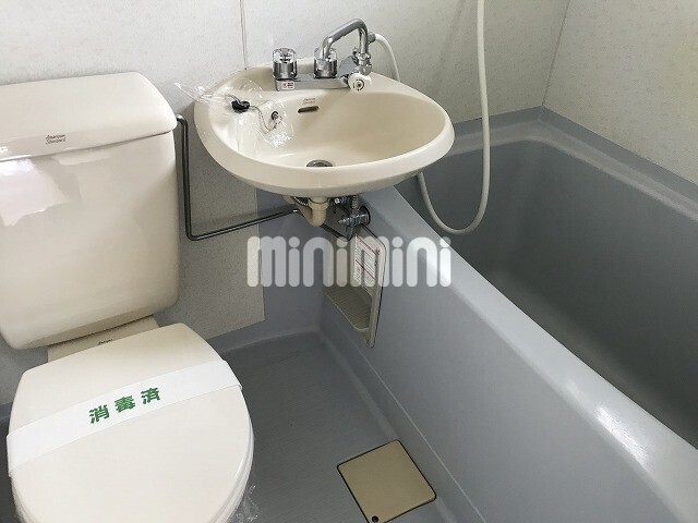 バス・シャワールーム　別部屋参考写真