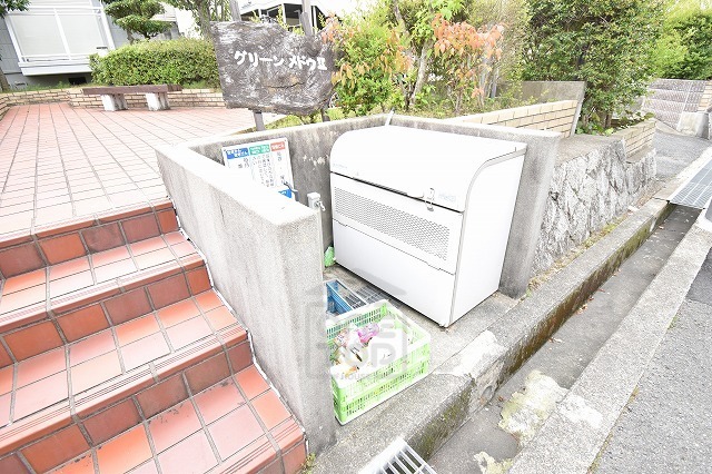 阪急千里線 北千里駅 バス乗車時間：5分 最寄りバス停で下車 徒歩3分 2階建 築42年のその他写真