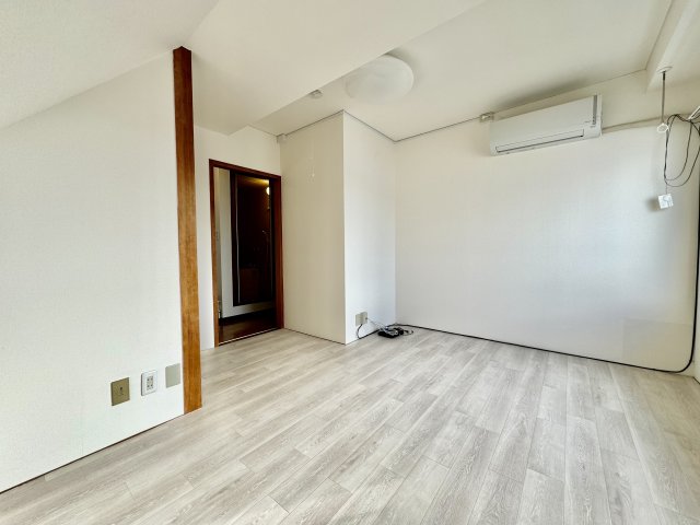 コーポすみれの居間写真