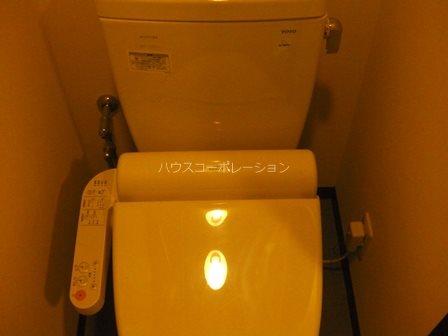 阪神本線 出屋敷駅 徒歩6分 6階建 築16年のトイレ写真
