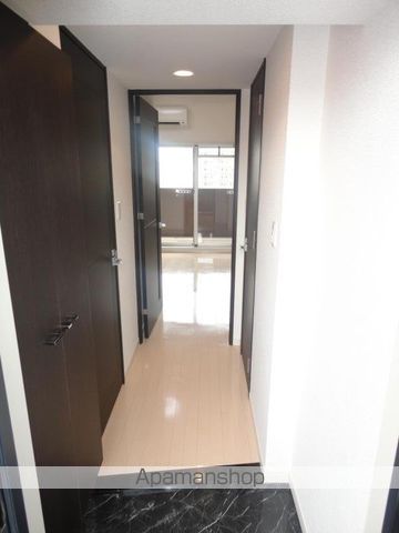 地下鉄御堂筋線 天王寺駅 徒歩8分 10階建 築20年の玄関写真