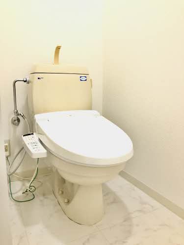 フレグランス・プラザ B棟のトイレ写真