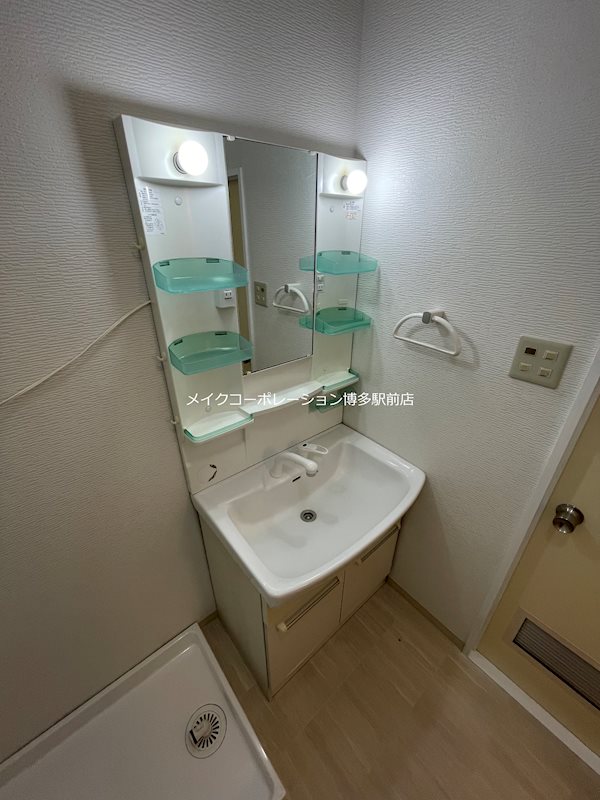 洗面設備　別部屋引用・現状優先です♪