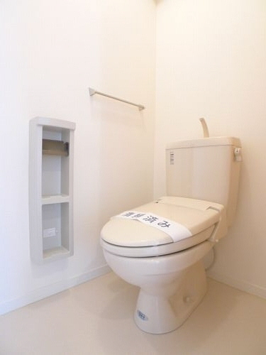 ヴィラポルトBのトイレ写真