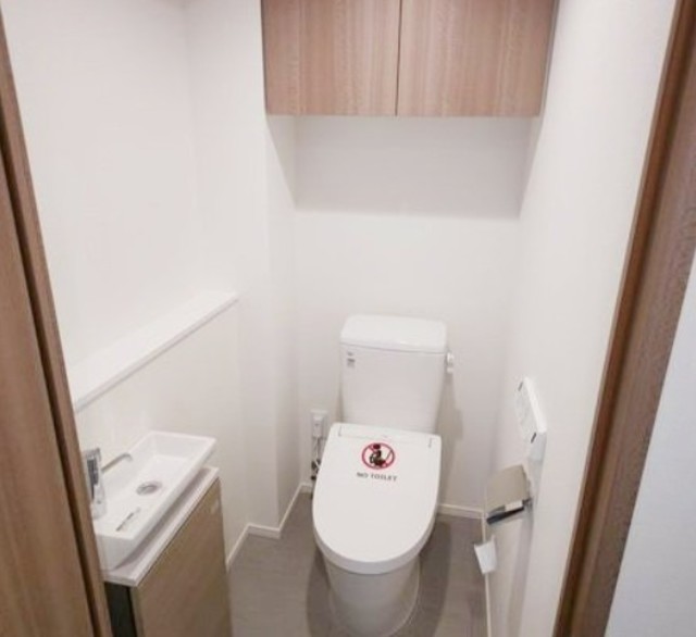 トイレ　別部屋同仕様