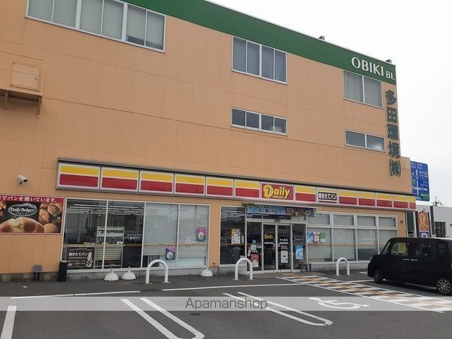 コンビニ　デイリーヤマザキ様（コンビニ）まで190m