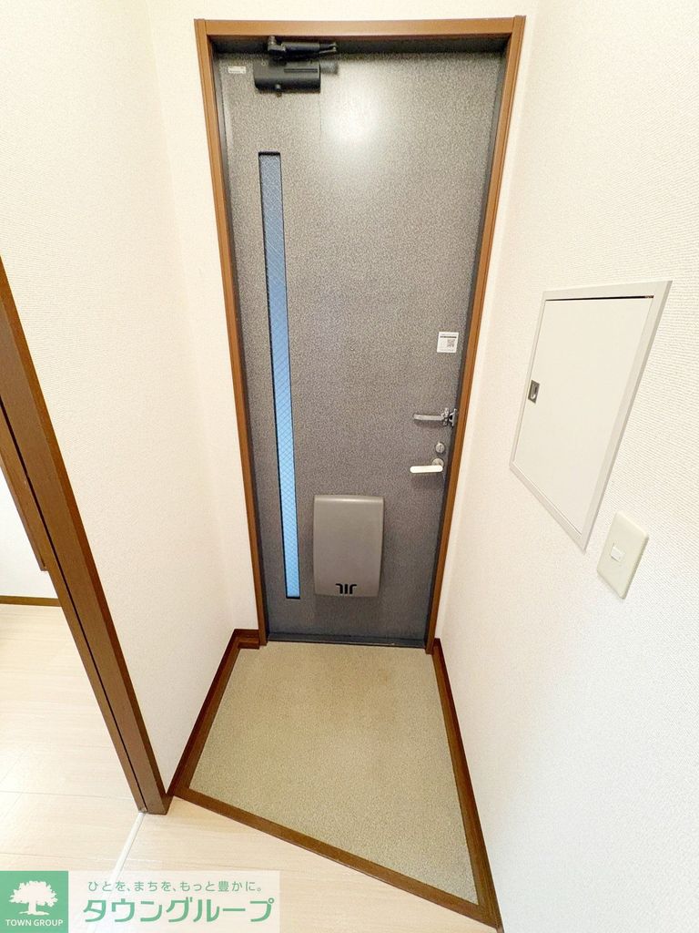 玄関　キッチン
