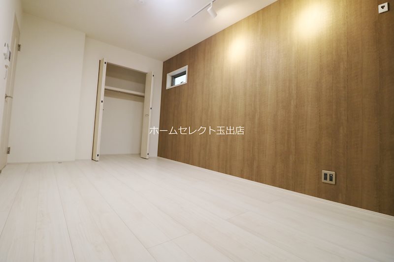 フジパレス加賀屋I番館の居間写真