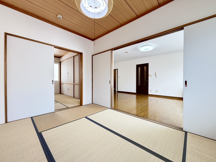 メゾンド25の居間写真