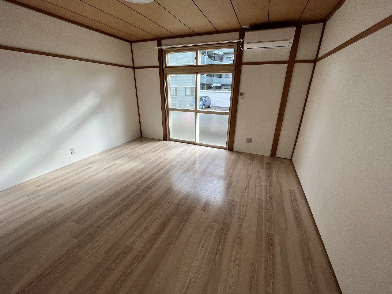 エスポワールつきたの居間写真