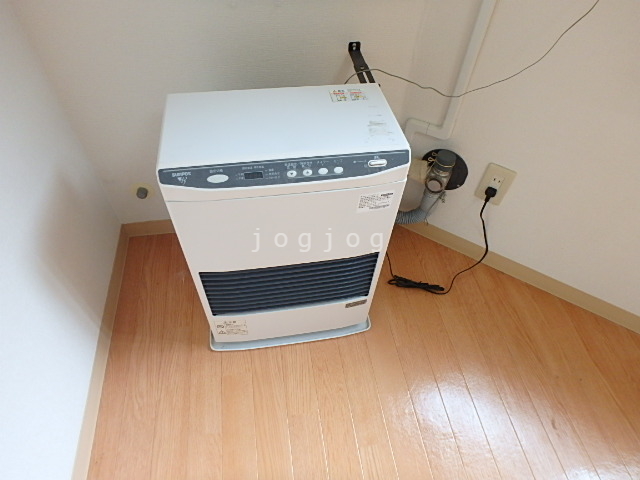 その他設備　ストーブ